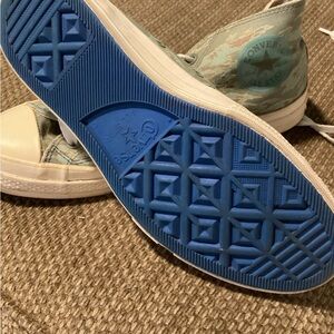 Green and Cream High-Top Sneakers,converse